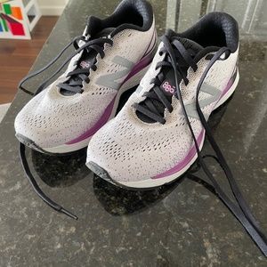 New Balance Fresh Foam 880 V 9, size 10  (I wear a size 9 in regular shoes)